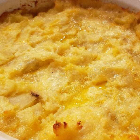 Cheesy Gold Mashed Potatoes